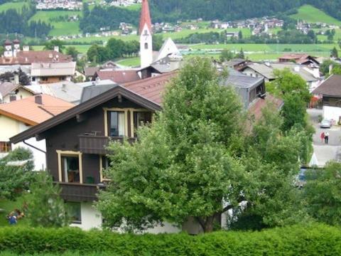 Alpenhaus Pfister Apartment Fuegen Exterior photo